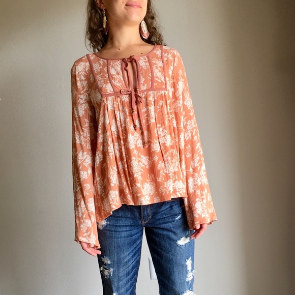 O'Neill Tops - Boho Top Bell Long Sleeve Babydoll Fluted Trumpet